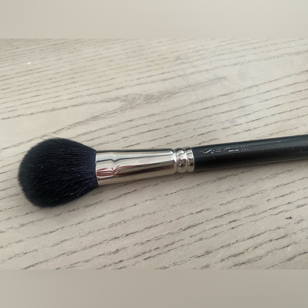 MAC Powder and blush brush #129